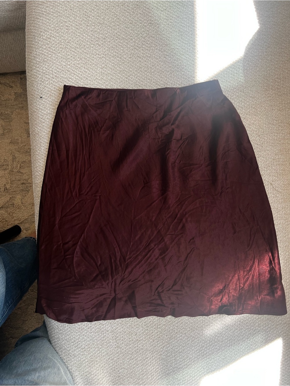 Babaton aritzia Mini Slip Skirt brown burgundy size 2